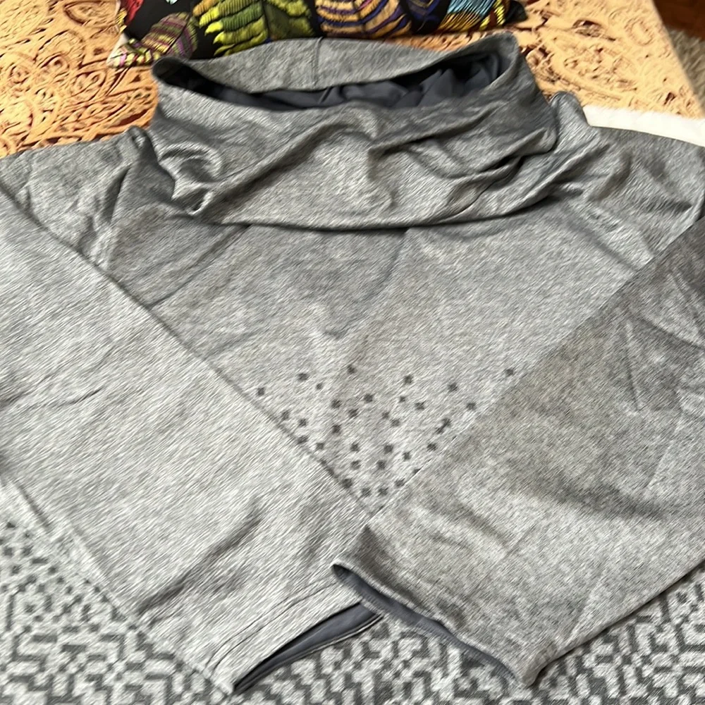 Nike sweatshirt - Picture 3 of 11